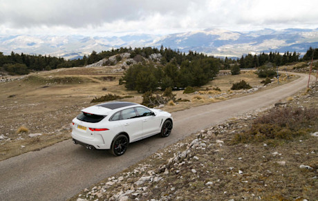 Editorial 2020 jaguar f pace svr 17 jw