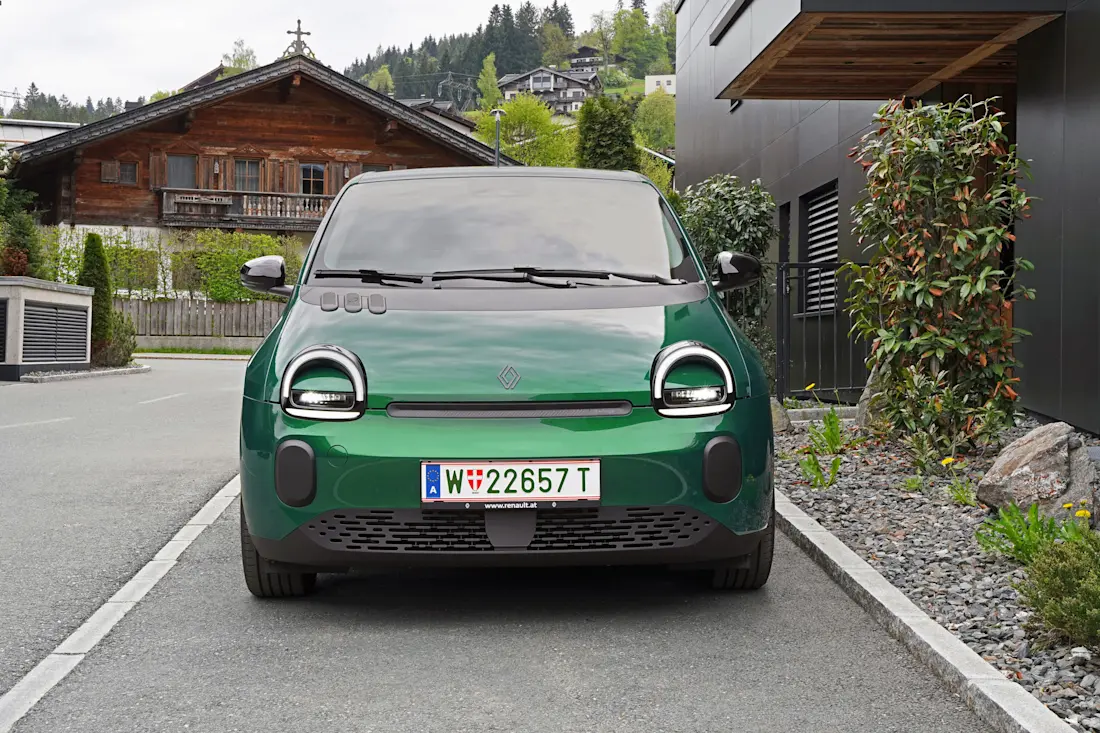 Renault-twingo-e-tech-electric-2026_Front