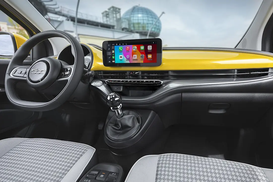 BEBE20251113 Fiat 500 02