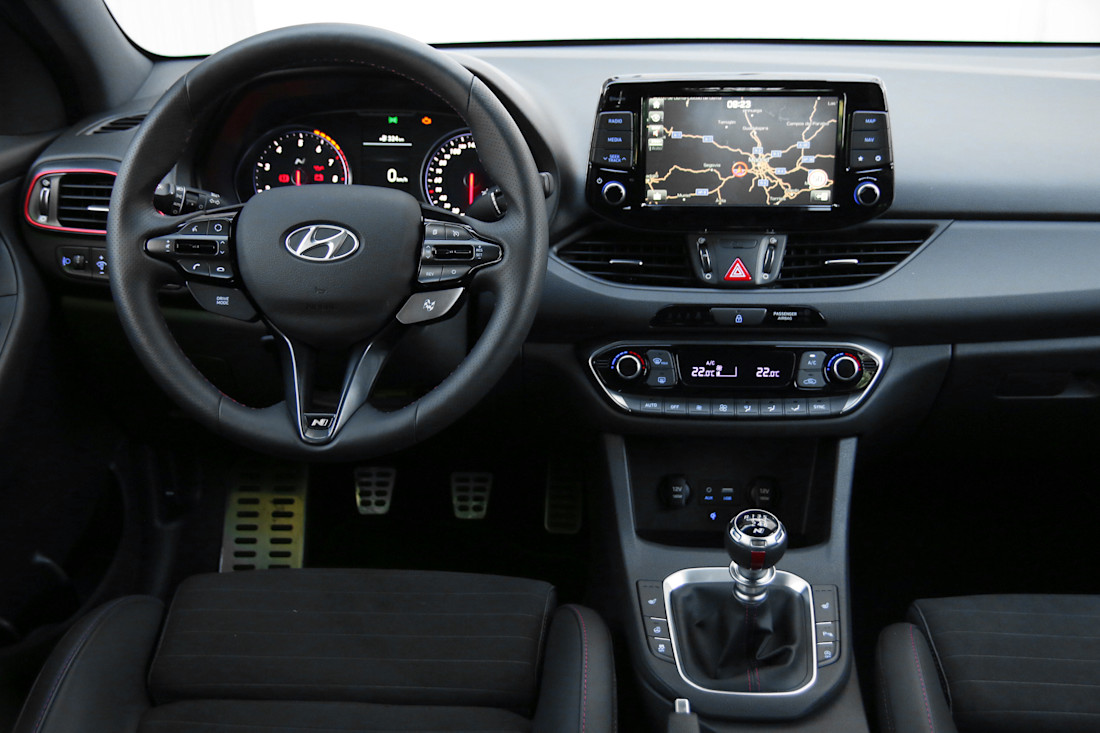 Hyundai i30 Fasback N (13).JPG