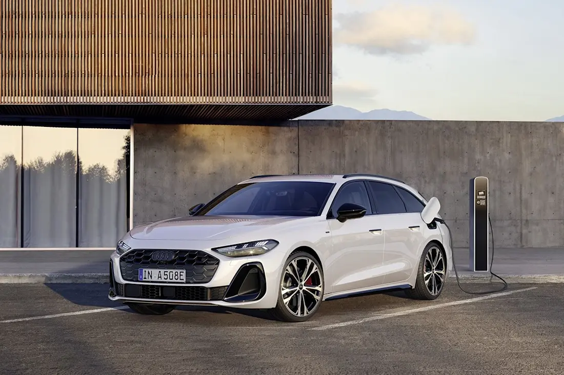 BEBE20251113 Audi A5 Avant e-hybrid 01