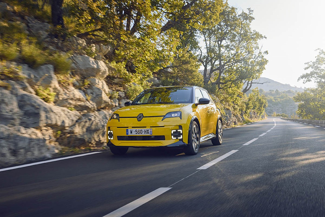 Essai : Renault 5 E-TECH, quand nostalgique rime avec électrique (2024)