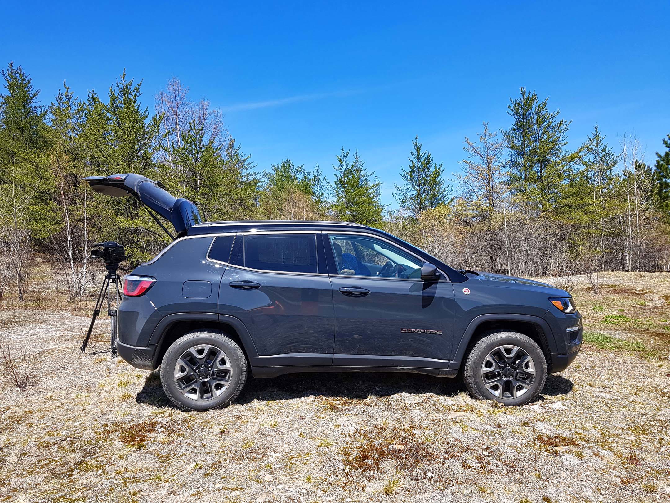 2017 Jeep Compass Trailhawk Test Drive Review - AutoTrader.ca