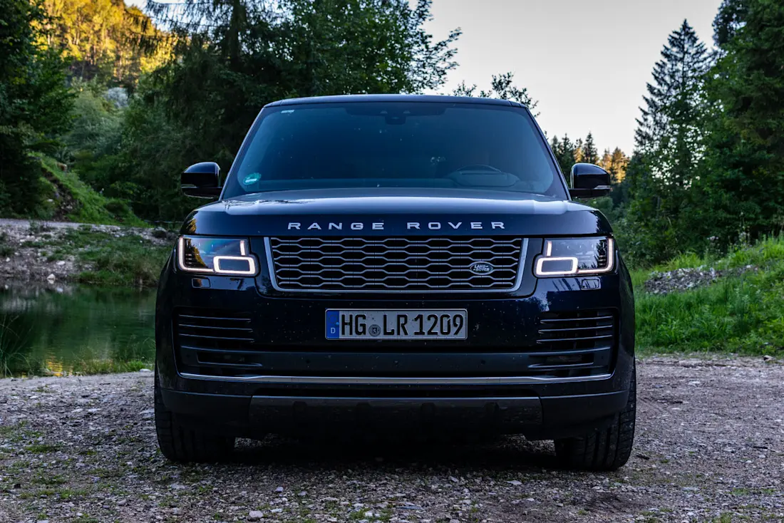 Range-Rover-SDV8-Autobiography-Front Range-Rover-SDV8-Autobiography-Front