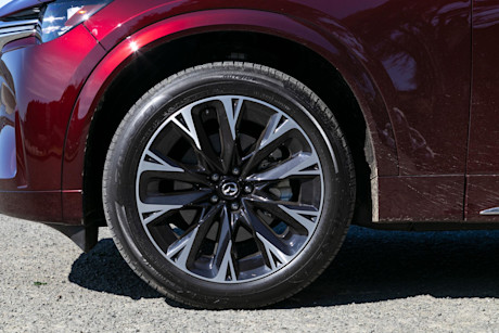 Editorial 2024 mazda cx 90 08 jw