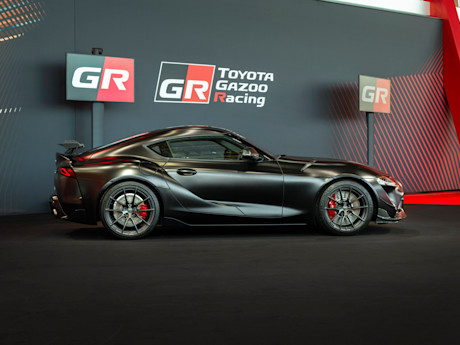 BST-4 - AutoScout24 - Beste race auto-s foto