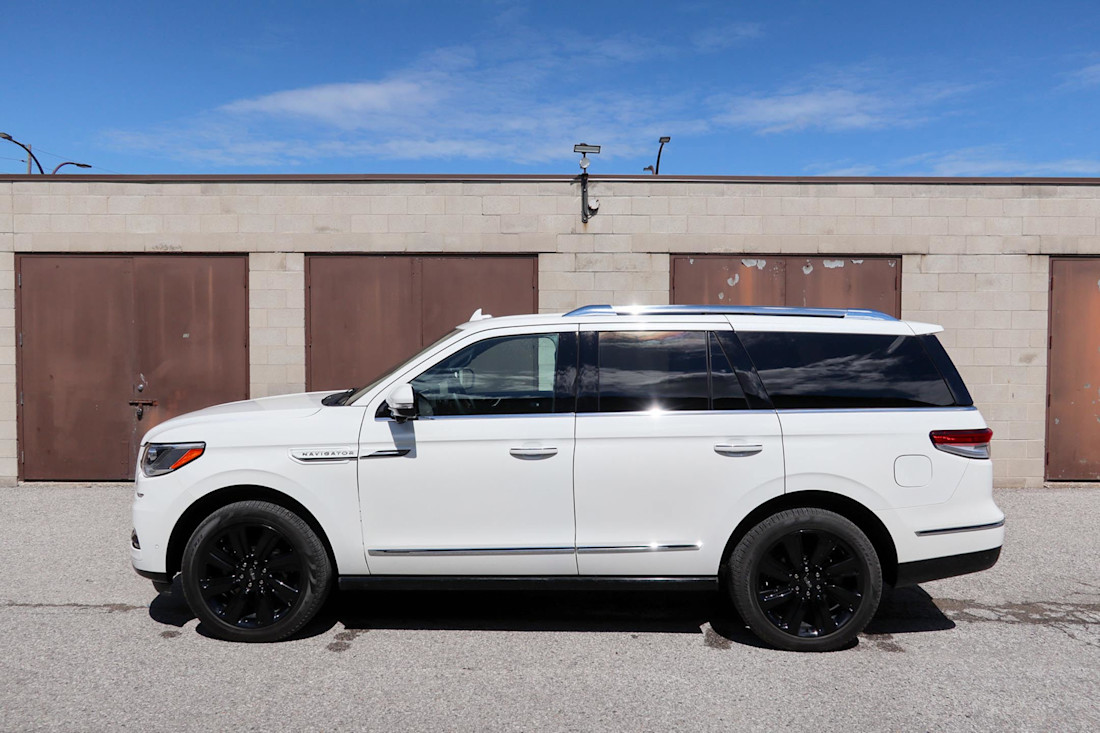 Editorial 2022 lincoln navigator reserve 05 jm