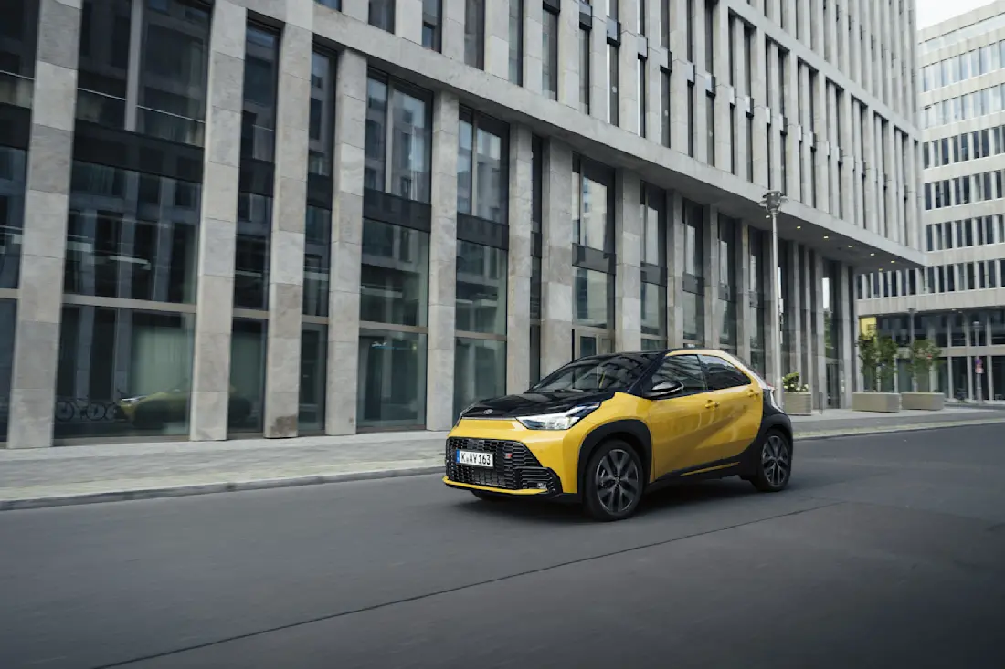 1920 2025 aygoxgrsport hybrid mustard dynamic 0006