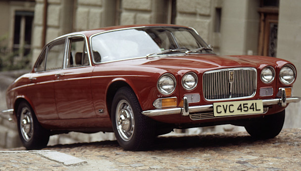 Jaguar XJ 12