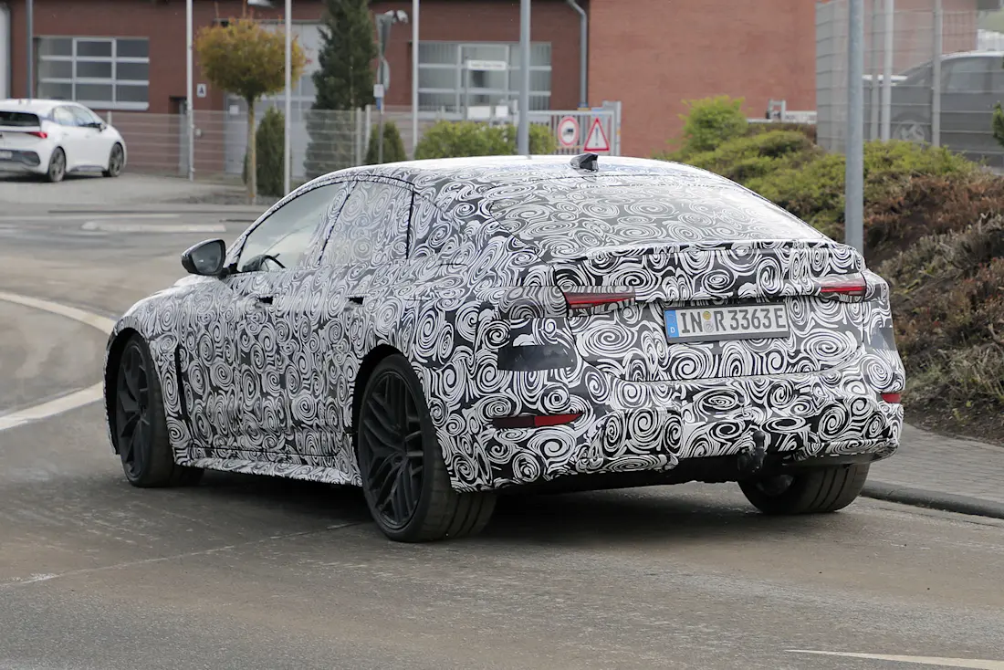  Audi RS 6 e-tron Erlkönig - Heckansicht