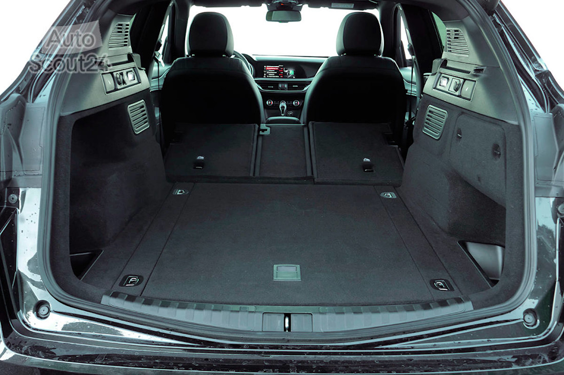 Prueba Alfa Romeo Stelvio Q4 Veloce diesel 210 CV 2020 Ruben Fidalgo (27).jpg