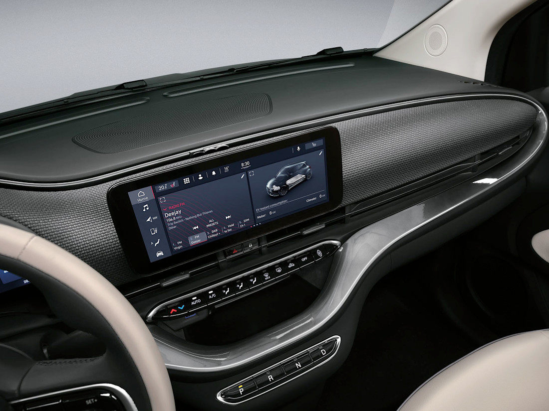 Fiat-New-500E-8.jpg