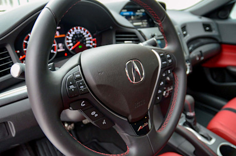 Acura ILX 2020 : essai routier Body Image