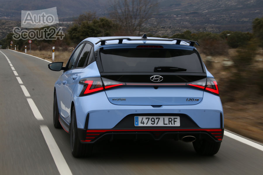 Hyundai i20N  (8).JPG
