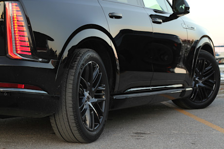 2025 Cadillac Escalade IQ Review Image