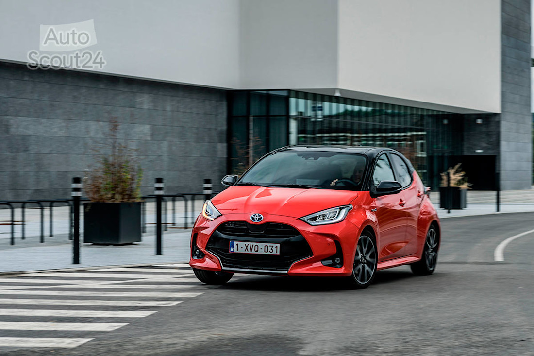 Nuevo-Toyota-Yaris-Hybrid-2021-(19).jpg