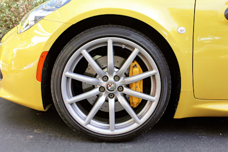 Editorial 2016 alfa romeo 4c spider 07 pb