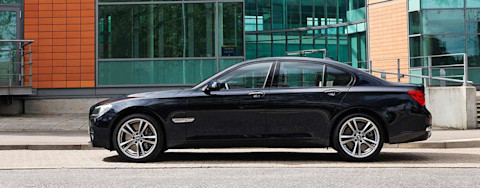 BMW 740