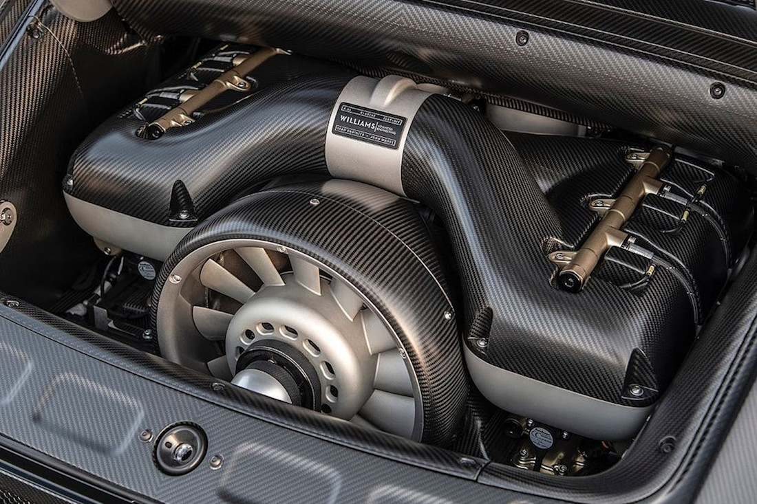 Porsche-911-964-singer-naples-commission (17).jpg