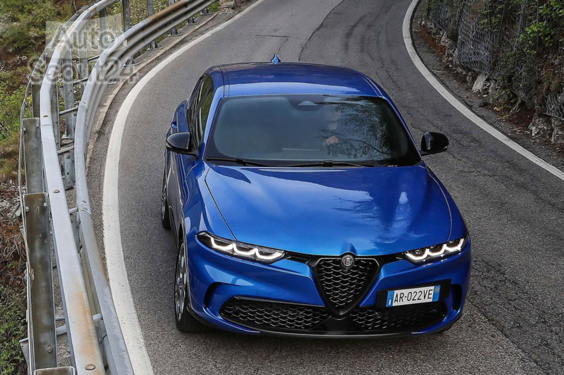 Alfa Romeo Tonale mhev 160 (17).jpg