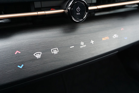 2025 Nissan Ariya Review + Video Body Image