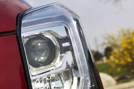 Editorial 2015 gmc yukon xl denali 4wd jy 13