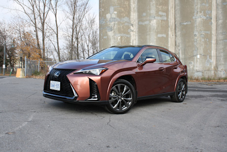 Lexus UX 300h 2025 : essai routier Image