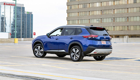 Editorial 2022 nissan rogue platinum awd 05 jw