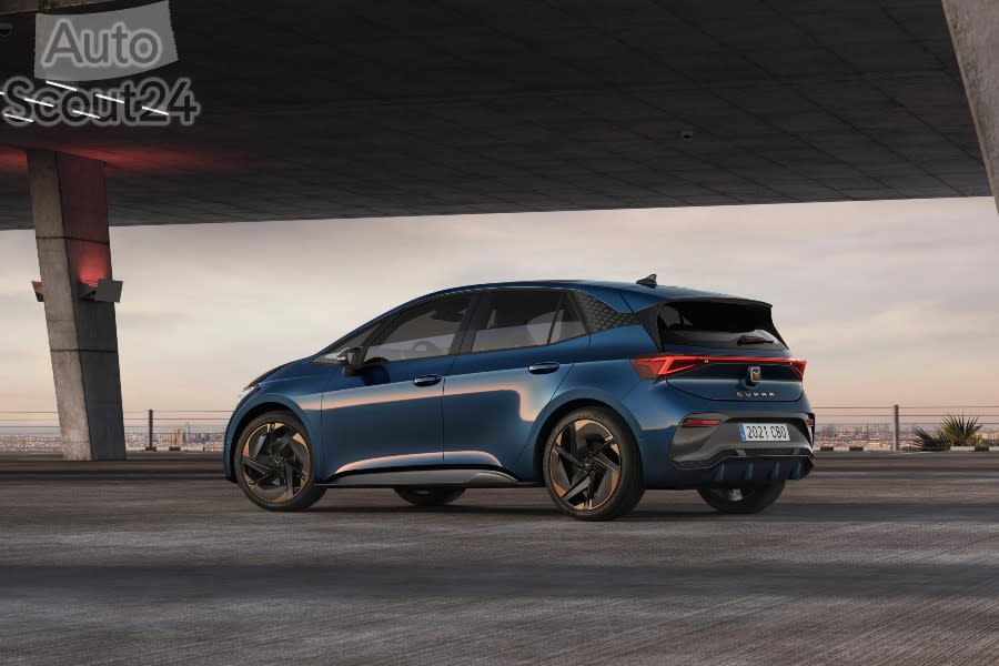 CUPRA-Born_05_HQ (2).jpg