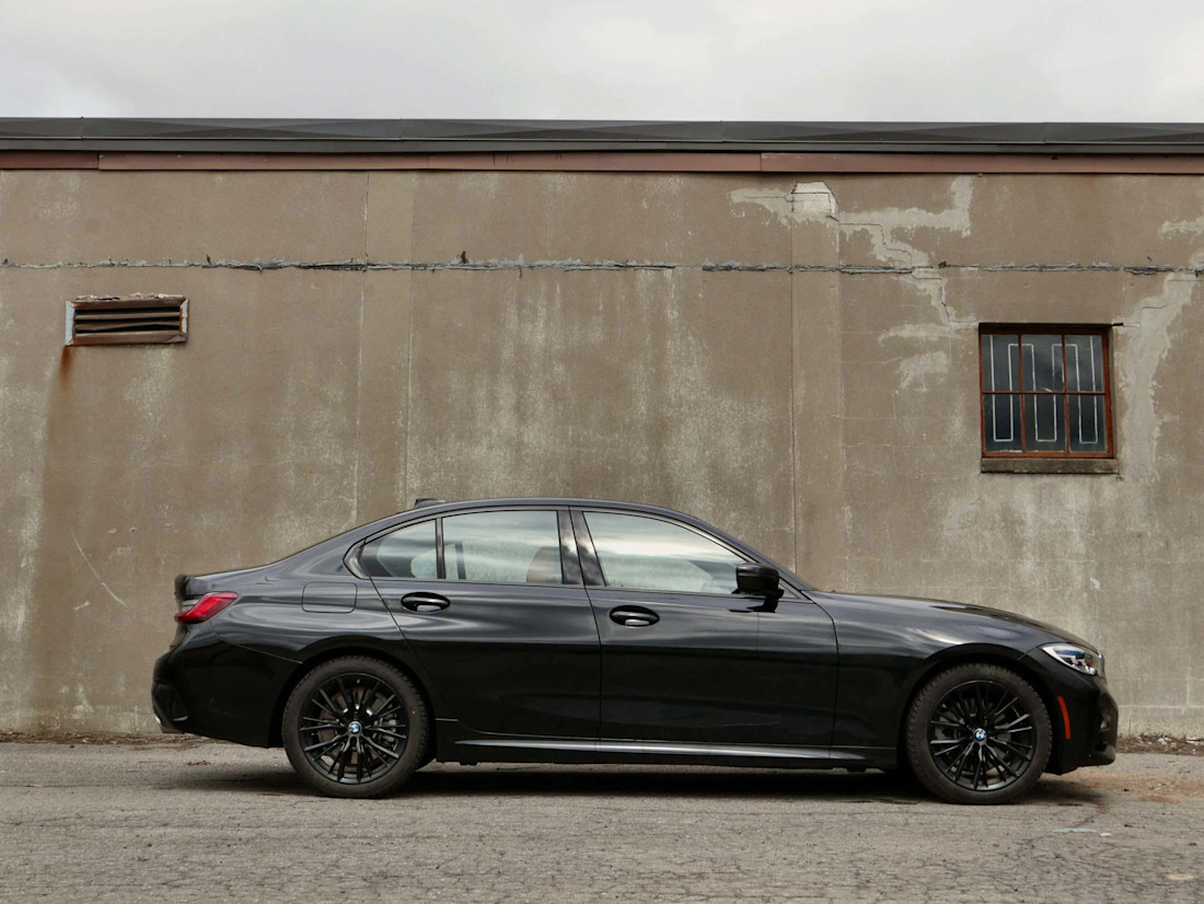 Editorial 2019 bmw 330i xdrive 04 bh