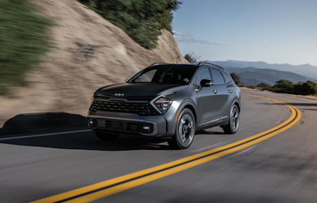 Editorial 2023 kia sportage phev 03 kia