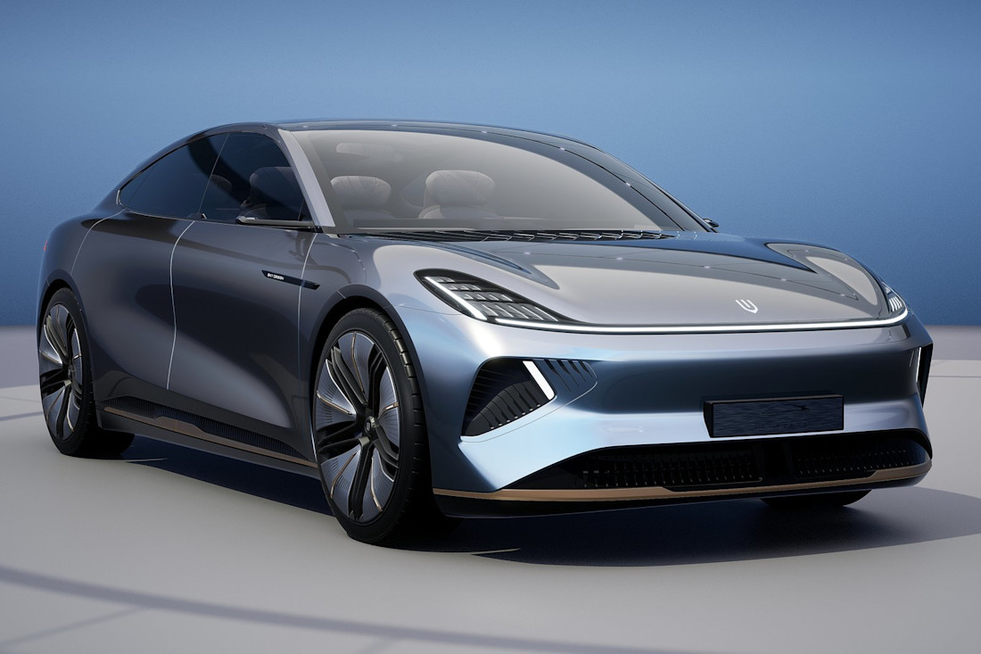 skyhome-berlina-electrica-china-2023 (1).jpg