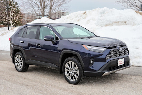 Editorial 2023 toyota rav4 limited 06 jm