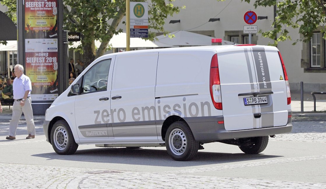 mercedes-benz-e-vito-back