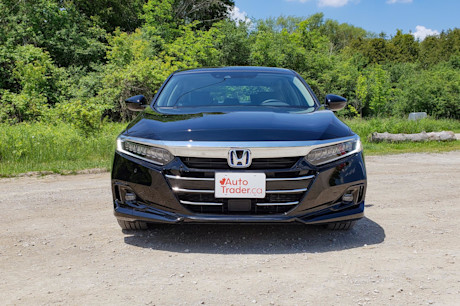 Editorial 2021 honda accord hybrid touring 01 sw