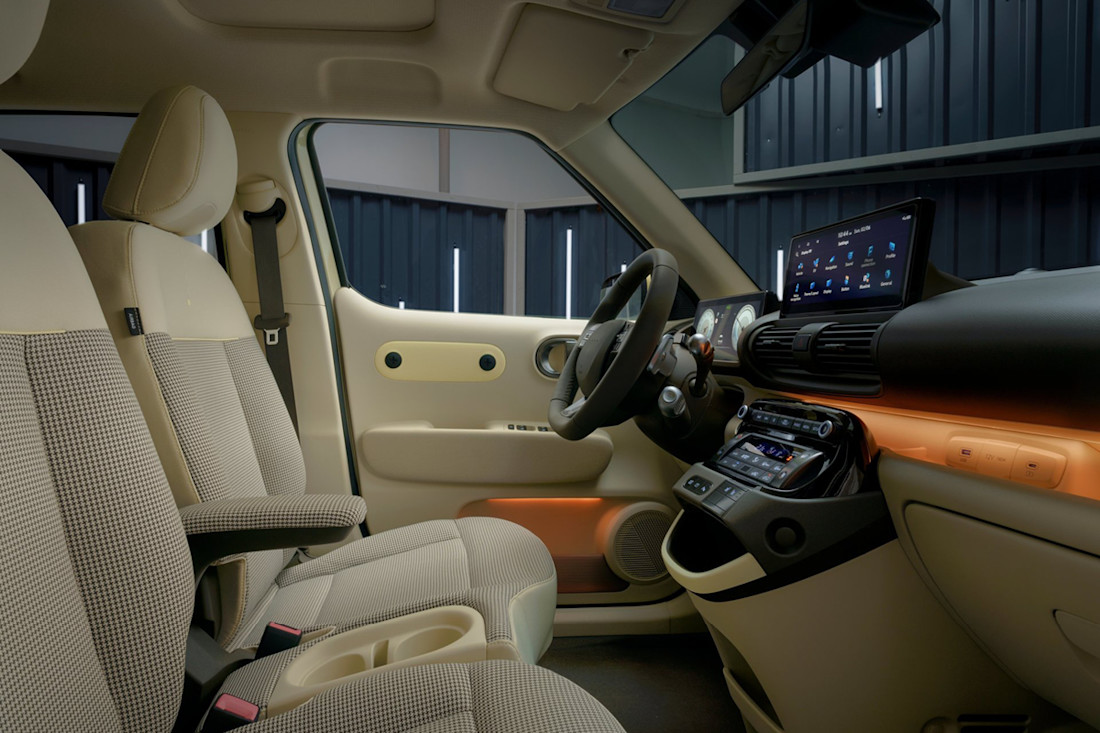 hyundai-inster-interior