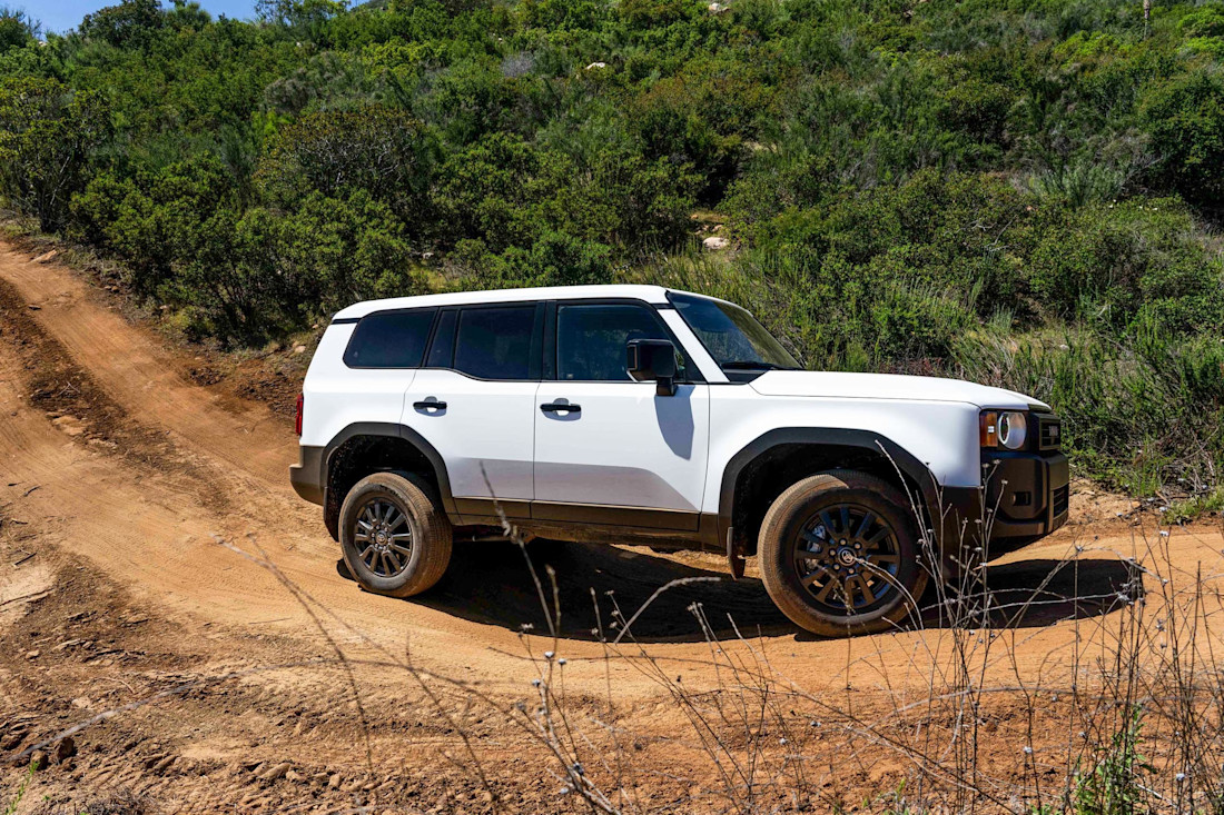 Editorial 2024 toyota land cruiser fd 240416 03 bm