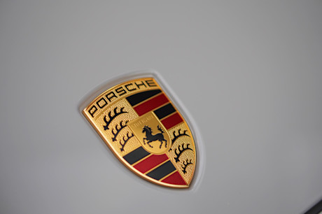Editorial 2020 porsche cayenne turbo coupe 09 jl