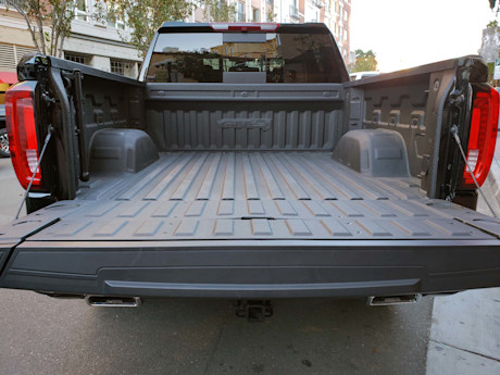 Editorial 2019 gmc sierra at4 29 sw