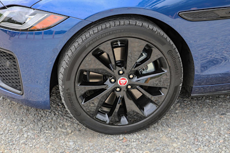 Editorial 2021 jaguar xf p300 r dynamic 13 jm