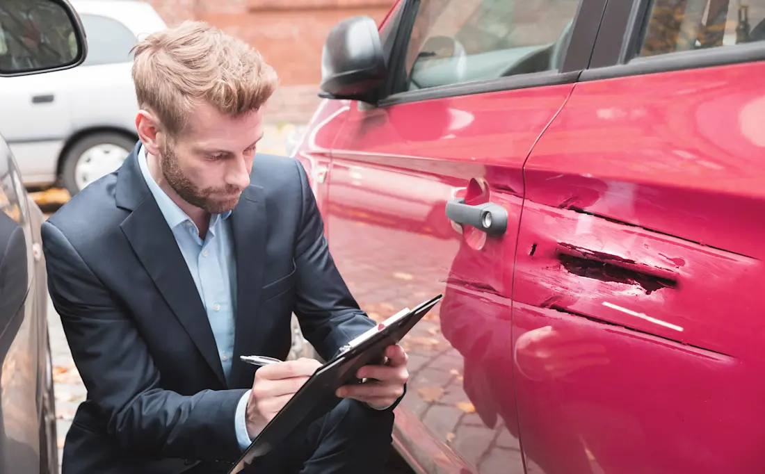Bei Bagatellschäden bis 200 Euro musst du dein Auto nicht als Unfallauto verkaufen  Bei Bagatellschäden bis 200 Euro musst du dein Auto nicht als Unfallauto verkaufen