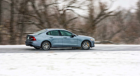 Volvo S60 Polestar Engineered vs BMW M340i 2020 : match comparatif Image