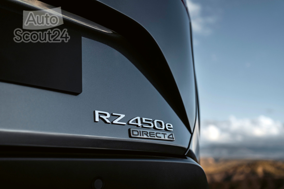 lexus-rz-450e (10).jpg