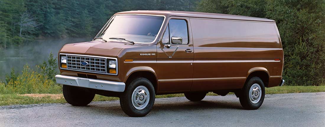 ford-econoline-l-03