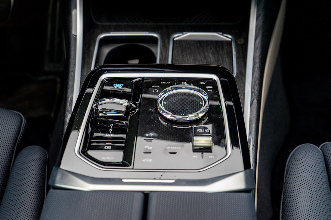 2026 BMW i7 - TD - KD - 260303 - 25.jpg