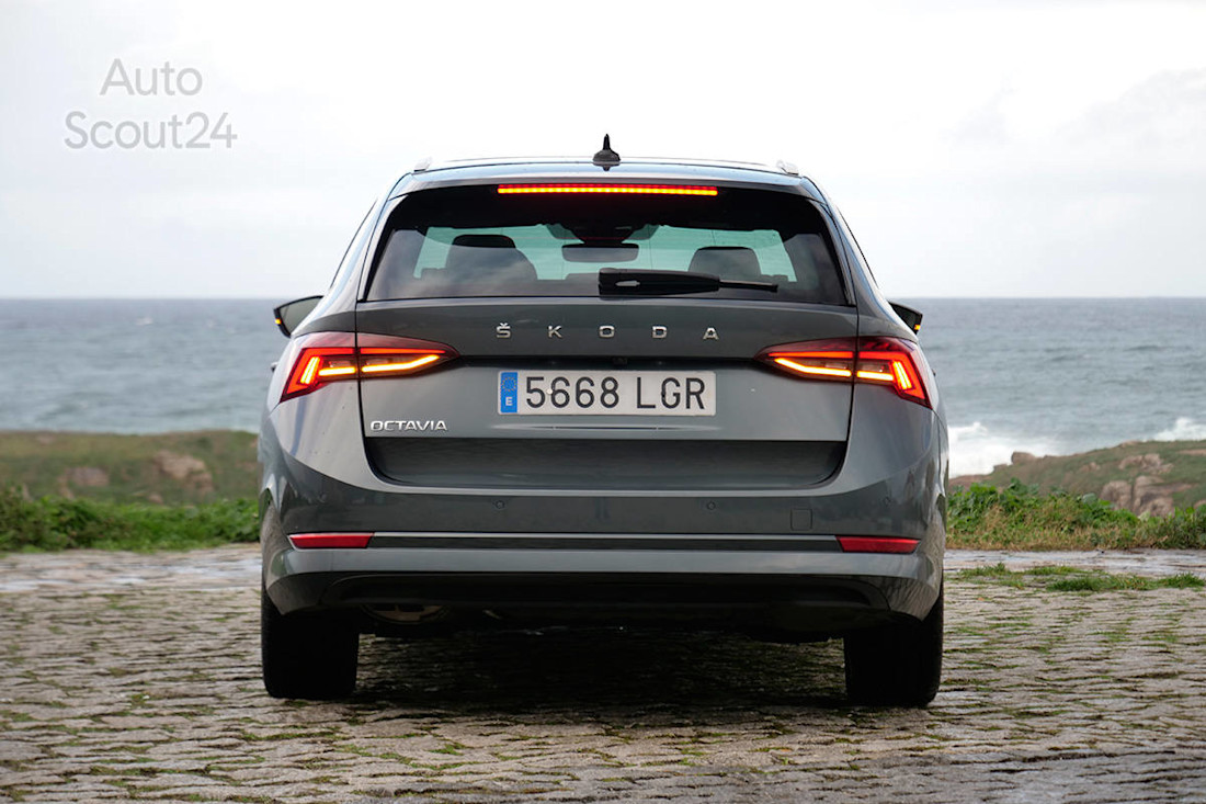 Prueba nuevo Skoda Octavia Combi 2.0 TDi 2020 Ruben Fidalgo (25).jpg