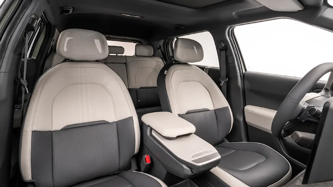 kia-ev3-gtline-aventurinegreen-interior-digital-1920x1080-009