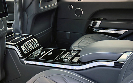 Editorial 09b range rover lwb overfinch
