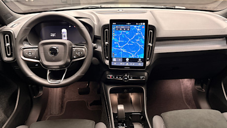 2027 Volvo XC40 - Preview - JL - 260831 - 33