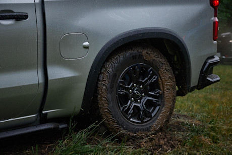 Chevrolet Silverado ZR2 2022 : essai routier Image